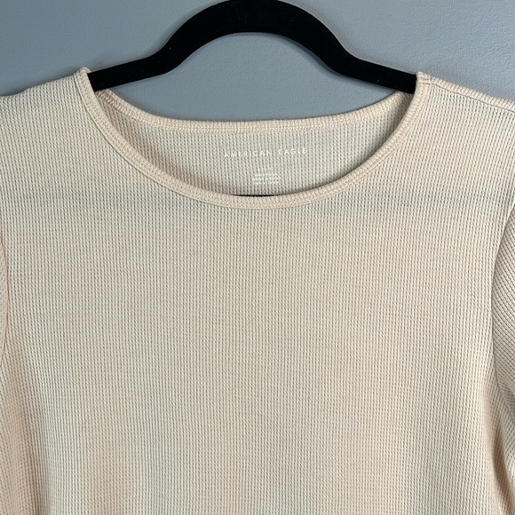 AMERICAN EAGLE Waffle Knit T-Shirt Nude Lettuce Hem Short Sleeves Crewneck L - Picture 3 of 11